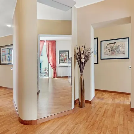 Apartment Casadelmercato 5terre Position 3 Bedrooms La Spezia